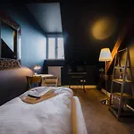 Luis Hotel 2*